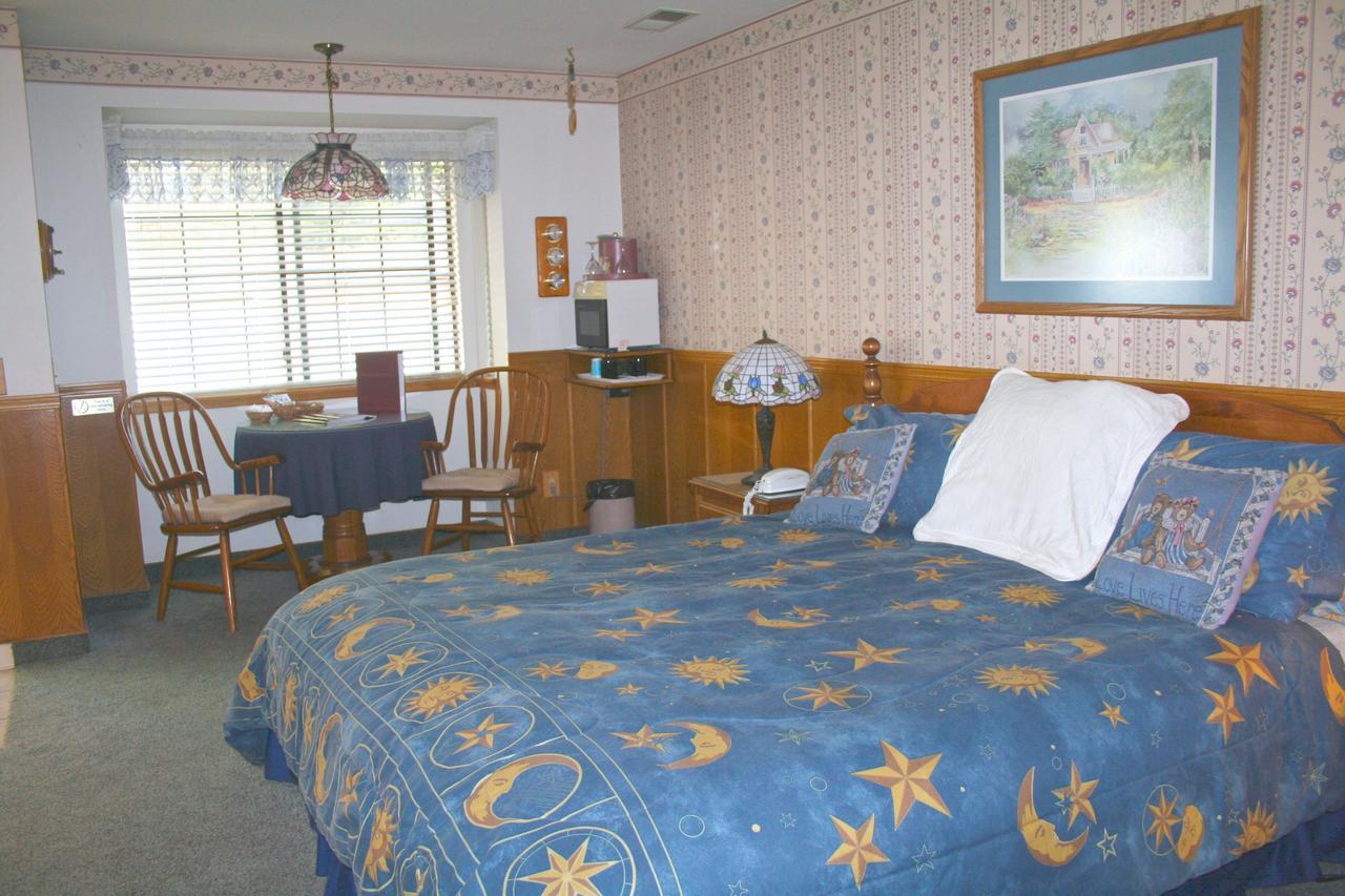 Captain'S Cove Inn Кэмбриа Экстерьер фото