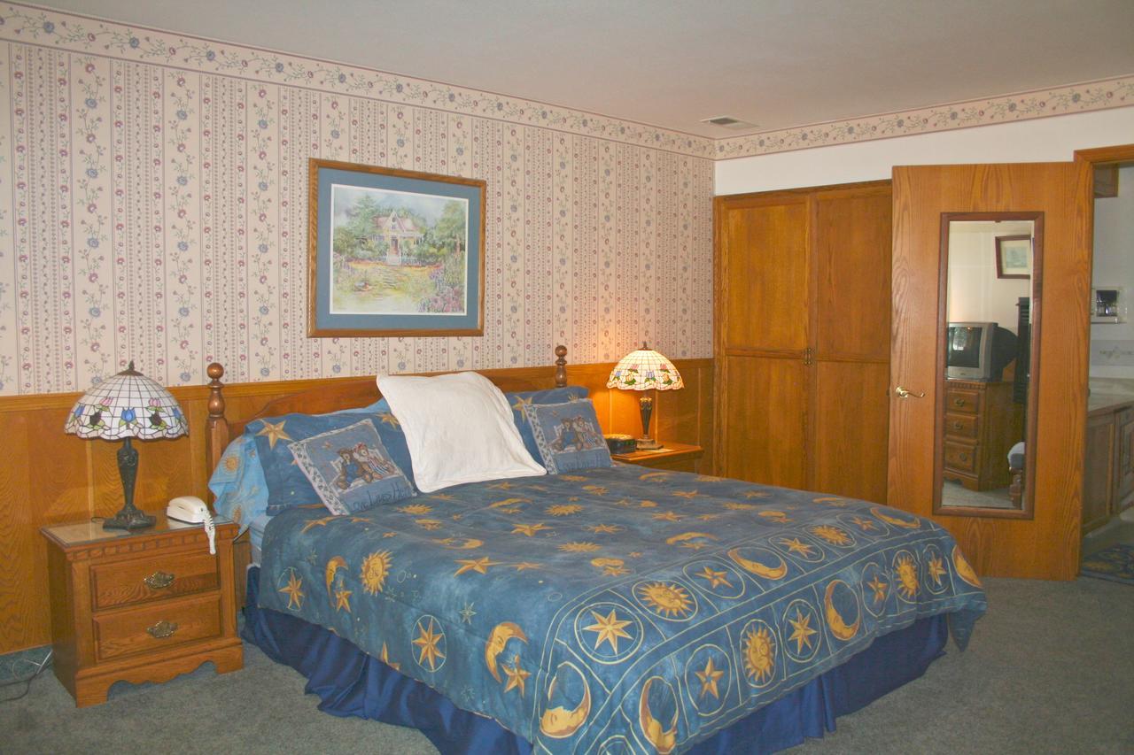 Captain'S Cove Inn Кэмбриа Экстерьер фото