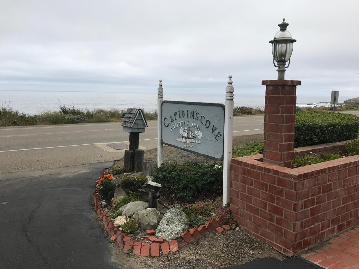 Captain'S Cove Inn Кэмбриа Экстерьер фото