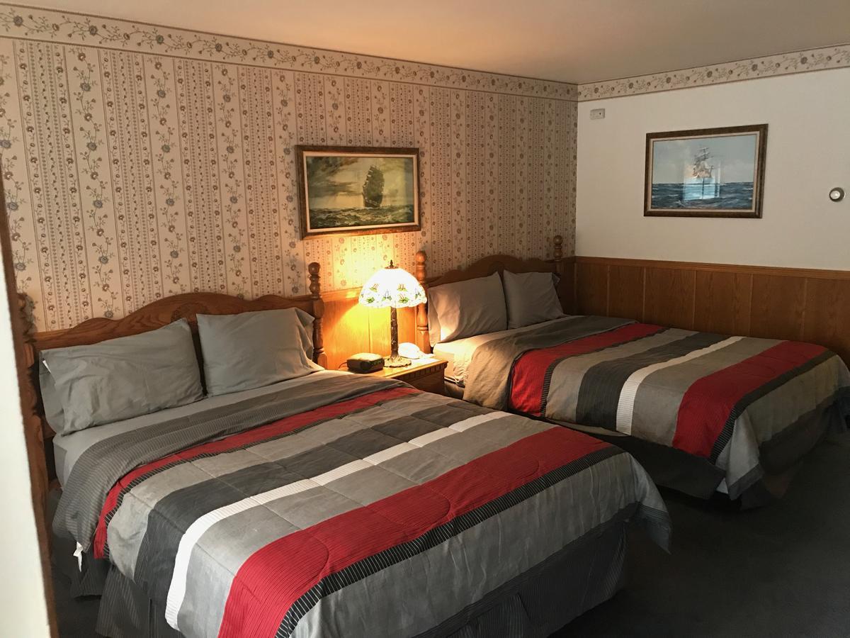 Captain'S Cove Inn Кэмбриа Экстерьер фото